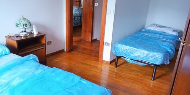 1744983683387 